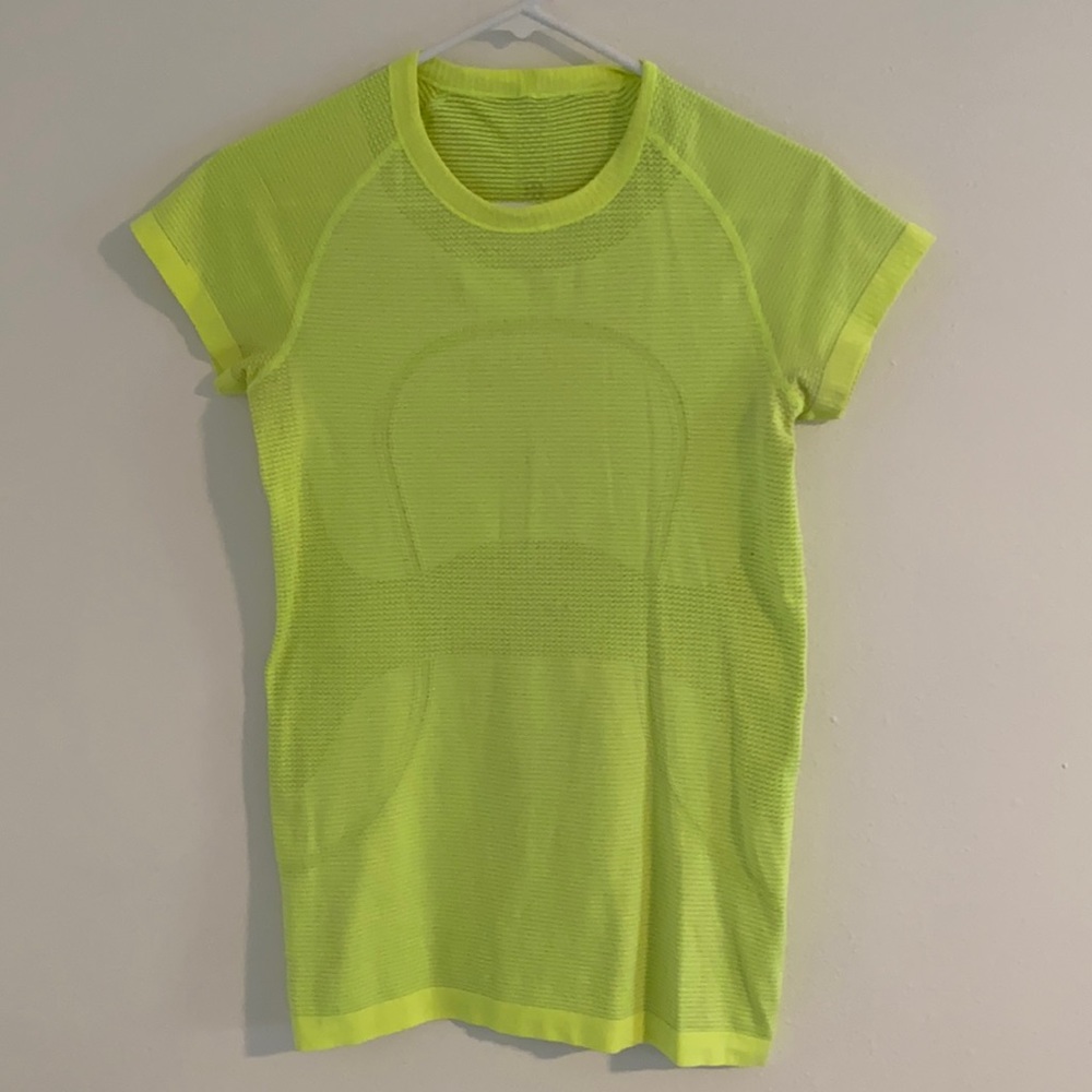 Lululemon Swiftly Tech Short Sleeve Shirt